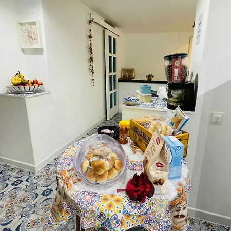 Duba House
